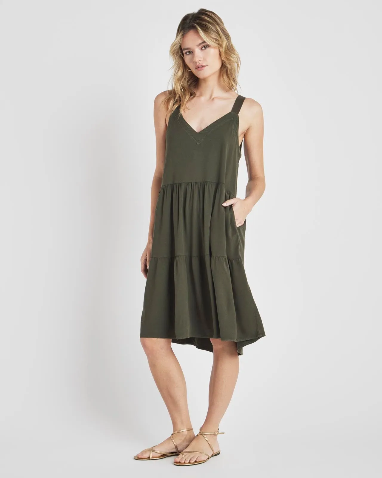 Napa Tiered Solid Dress