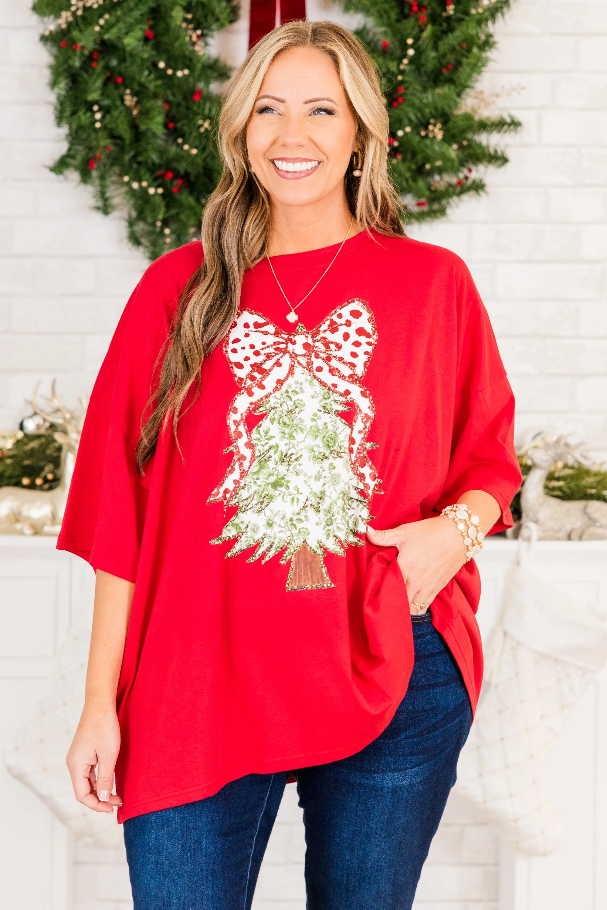 Postcards At Christmas Boyfriend Tee, Red