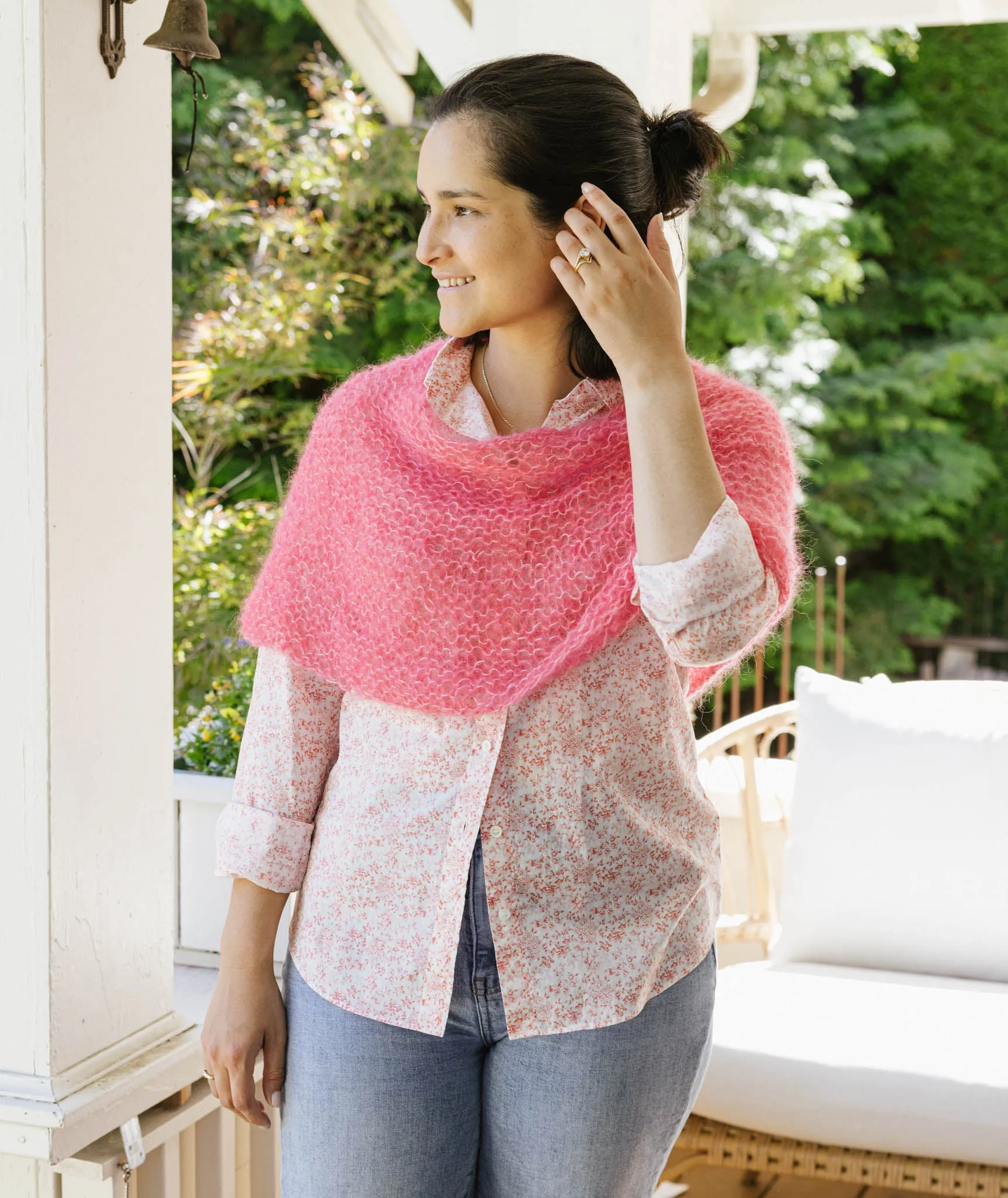 Shoulder Cozy Using Rauma Alpakka Lin