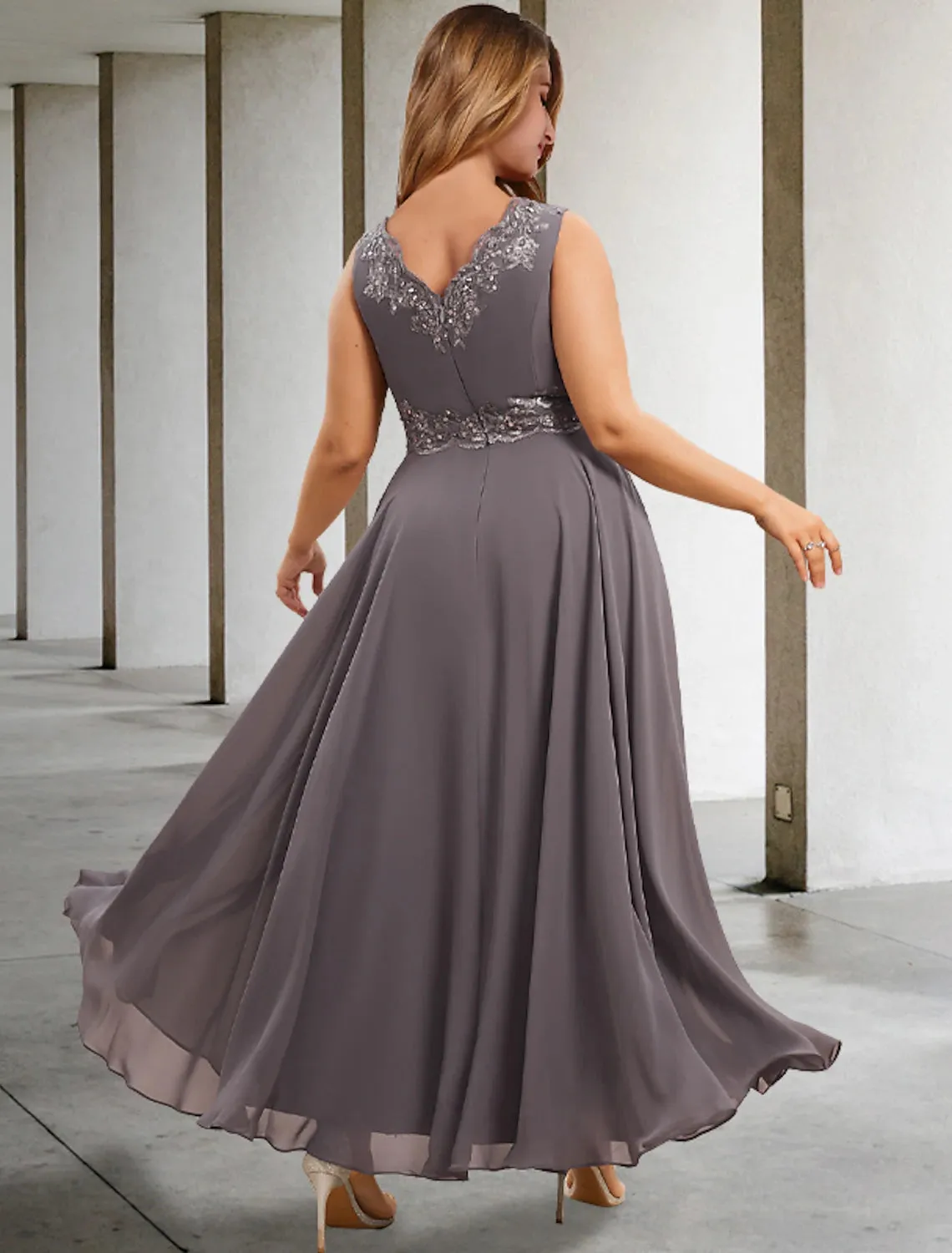 Two Piece A-Line Wedding Guest Dresses Elegant Dress Formal Tea Length Sleeveless V Neck Chiffon with Appliques